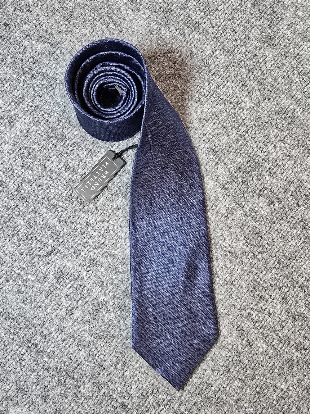 Bruno Piattelli Silk Tie NWT Midnight Blue Textured Mens Classic Necktie